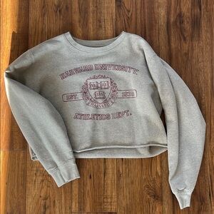 Harvard University Gray Crewneck Sweatshirt